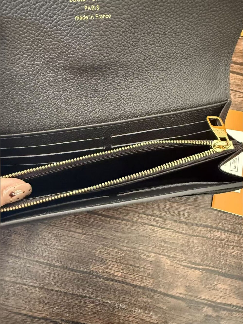 Louis Vuitton Black Monogram Sarah Wallet - Picture 10 of 12